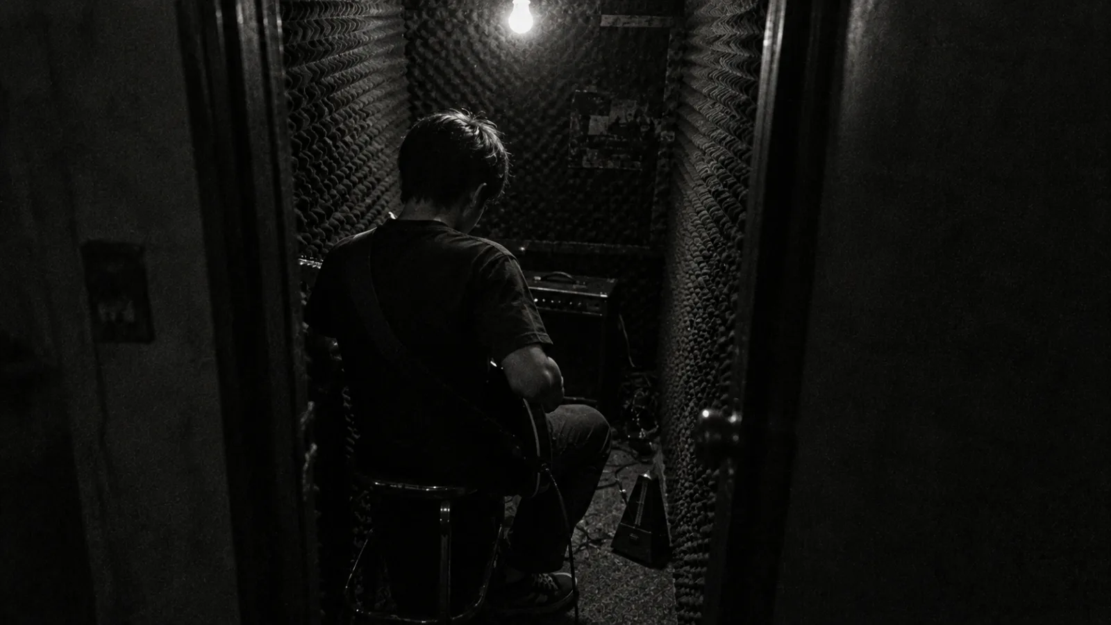 Daejeon, 2014 — a tiny room through a crack in the door